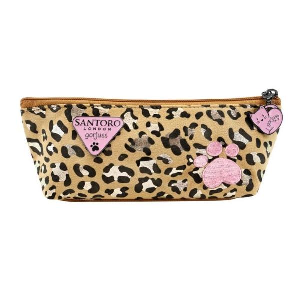 Pouch accesorii Gorjuss Purrrrrfect LoveCea mai draguta modalitate de a-ti depozita si transporta obiectele si lucrurile de mici dimensiuni Pouch-ul din colectia Purrrrrfect Love de la Santoro reprezinta un accesoriu elegantPouch accesorii Gorjuss Purrrrrfect Love de la Santoro poate fi folosit la scoala la serviciu la o iesire seara in oras sau la o plecare in weekendFinisat cu materiale de inalta calitate pentru protectie suplimentara pouch-ul de la Santoro este 