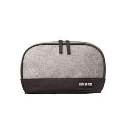 Geanta cosmetice cu un compartiment principal prevazuta cu  suporturi elastic pentru diverse recipienteDimensiuni 22x15x8 cm