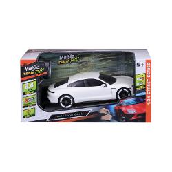 Experimenteaza viitorul mobilitatii electrice de inalta performanta cu replica radiocomandata la scara 124 a inovatorului Porsche Taycan Turbo S din gama Maisto Tech RC Aceasta masina cu telecomanda aduce designul emblematic Porsche si control precis in mainile taleModelul surprinde perfect liniile elegante si aerodinamice ale primului Porsche complet electric Caroseria alba imaculata cu detalii negre contrastante si jante distinctive reflecta modernitatea si sportivitatea 