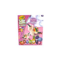 Lasa magia sa prinda forma cu setul Crayola Silly Scents Dough &ndash; Unicorn Fun Mold n&rsquo; Play Creat pentru copii de peste 3 ani acest set fermecator contine plastilina parfumata si colorata forme speciale pentru unicorni si o unealta de modelare Cu 226 g de plastilina si personaje inspirate din lumea fantastica a unicornilor cei mici isi pot crea propriul univers plin de culoare si arome delicioase Ideal pentru dezvoltarea creativitatii simtului olfactiv si a abilitatilor 