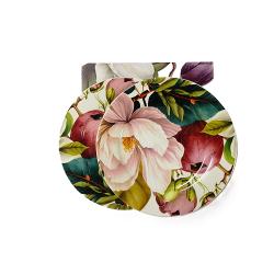 Set de dou&259; farfurii pentru desert MAGNOLIE din colec&539;ia Flower Classic realizat din por&539;elan New Bone China caracterizat printr-o culoare alb-crem natural&259; cu o str&259;lucire delicat&259; &537;i o rezisten&539;&259; &537;i durabilitate excep&539;ionale men&539;in&acirc;nd &icirc;n acela&537;i timp lejeritatea &537;i fine&539;eaLinia este decorat&259; cu flori colorate precum narcise &icirc;n nuan&539;e luminoase 