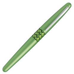 Roller Pilot MR Retro Pop 07 mm Cu un design Retro-Pop colectia MR 3 intr-un stil elegant si vesel cu o gama pentru toate gusturile este cadoul perfect intarit de calitatea Pilot Rollerul Mr Retro-Pop cu cerneala lichida de culoare neagra scriere 07 mm intr-o cutie cadou cu motive Retro-Pop