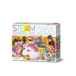 Kitul stiintific Gradina Magica le ofera copiilor sansa de a crea decoruri originale pentru gradina sau casa folosind elemente precum doua ghivece de teracota si un mini set de ceai de pictat Setul include si o piatra de gradina in forma de unicorn care adauga un detaliu fantezist oricarui colt verde Potrivit pentru copii de peste 8 aniKitul contine tot ce este necesar pentru o activitate creativa copiii personalizeaza ghivecele picteaza pietrele decorative si transforma mini 
