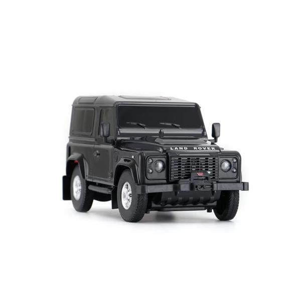 Masinuta Land Rover Defender este gata de a iesi din cutie Poate fi masinuta sau robot Efecte luminoase si sunete in timpul miscariiMasinuta are proportiile ideale pentru momente pline de distractie si amuzament avand dimensiunile in centimetri dupa cum urmeaza  13595155cm Masinuta metalica Land Rover Defender scara 1 la 32 are anvelope de cauciuc si un design detaliat interior-exterior realizat din material metalic turnat cu accesorii realizate din material plastic portiere de 