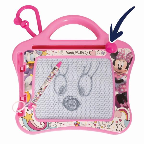 Cu Magic Scribbler distractia nu se termina nicioadata Scrie sterge imediat si ia-o de la inceput Cu personajul preferat Minnie Mouse intr-un format Travel convenabilSetul contine -o tablita -o radiera magica -un stilou magnetic prevazut cu snur