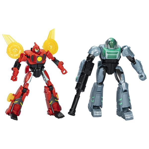 Exista atat de multe moduri de a folosi setul Cyber-Combiner Transformers Scantei pe Pamant Transforma figurina Terran Twitch din modul robot in modul drona in 9 pasi imagineaza-ti-l pe Robby Malto in costumul sau Cyber aruncandu-se in lupta sau combina figurinele in 2 moduri diferite pentru a le oferi puteri speciale lui Terran Twitch sau Robby Aceasta jucarie Transformers include si un accesoriu blaster detasabil pentru povesti puternice Cauta si alte seturi cu figurine Cyber-Combiner 