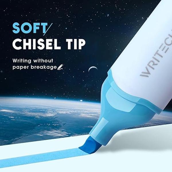 - capac textmarker in tematica de astronaut cu fereastra care permite vizualizarea varfului si a culorii textmarkerului- cerneala pastelata pentru un efect garantat trendy de evidentiere- varf tesit de 1-55mm pentru o subliniere subtire sau evidentierea textului- uscare rapida non toxica fara scurgeri si sigur pentru a fi folosit- poate fi utilizat atat pe hartie obisnuita cat si pe cea de fax sau copiator