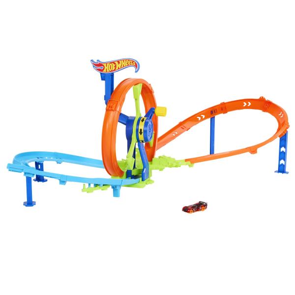 Noul Rapid Launch &amp Loop Track - Hot Wheels&reg Rapid Launch &amp Loop a sosit Activeaza mecanismul inovator al rotii si elibereaza masinile Hot Wheels pentru a efectua cascadorii a concura si a se ciocni in mod repetat in acest set de joaca salbatic Masina de jucarie inclusa este la scara 164 si se joaca pe pista Mecanismul de lansare o propulseaza automat prin bucla in jurul unei curbe printr-o zona de impact si apoi inapoi la start pentru a repeta