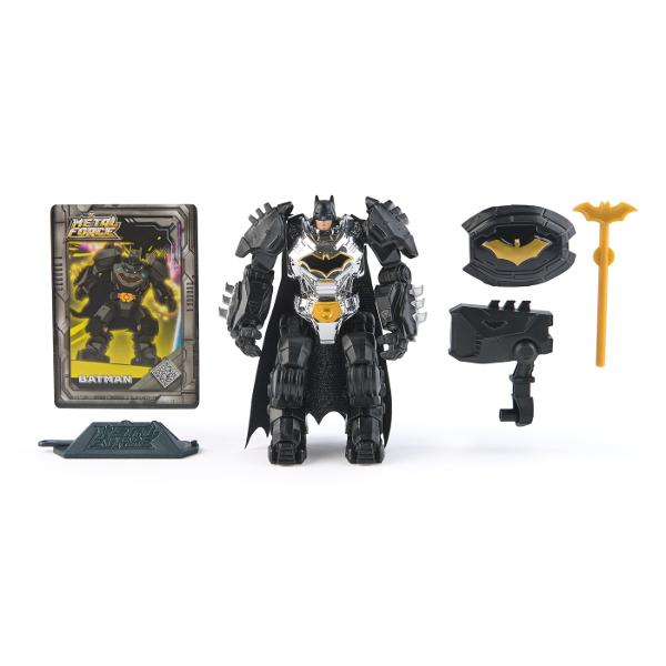Porniti in aventuri legendare cu eroii Metal Force Patrunde in lumea DC cu colectia noastra Metal Force Heroes cu figurine de 109 cm ale unor personaje emblematice precum Gorilla Grodd Blue Beetle Brainiac Lex Luthor Batman si Superman fiecare purtand armuri metalice deosebite gata de actiune De la geniul strategic al lui Brainiac la puterea de neegalat a lui Superman aceste figurine aduc noi niveluri de aventura cu modelele lor detaliate si dimensiunea compacta perfecte pentru 