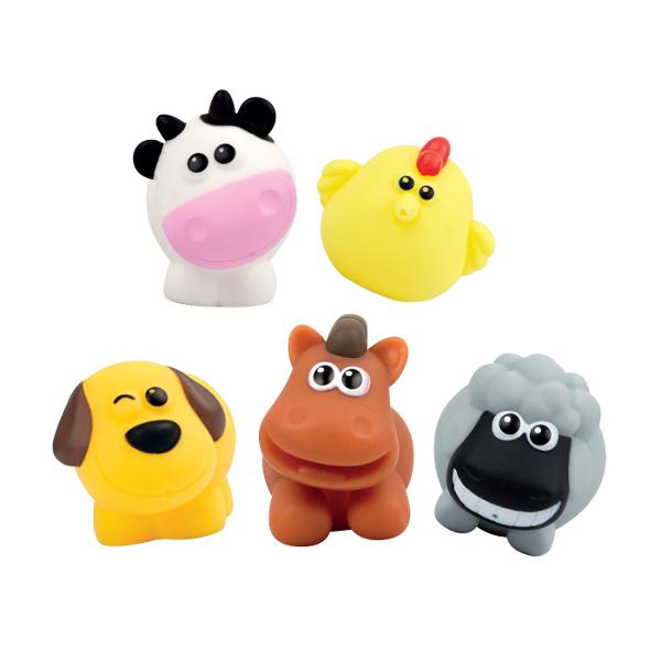 Setul Jucarii de Baie Animalute Winfun include cinci figurine prietenoase inspirate de animalele de la ferma caine vaca gaina cal si oaie Aceste animalute colorate sunt ideale pentru a transforma baia intr-o experienta distractiva Fiecare animalut este usor de manevrat stimuland dezvoltarea abilitatilor motorii fine ale micutilor Setul incurajeaza jocurile imaginative si ajuta copiii sa invete despre animale intr-un mod jucaus chiar si in timpul baii Animalutele sunt rezistente usor de 