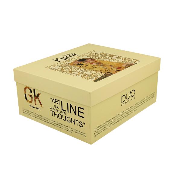 Set cu dou&259; ce&537;ti cu farfurioare THE KISS ECRU de 270 ml   inspirate de Gustav Klimt parte a seriei Art Gallery  realizate din por&539;elan de calitate superioar&259; caracterizat printr-o culoare alb-crem elegant&259; &537;i natural&259; cu o str&259;lucire delicat&259; precum &537;i o durabilitate excep&539;ional&259;Setul este decorat cu o reproducere a 