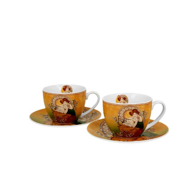 Set cu dou&259; ce&537;ti &537;i farfurioare  TOPAZ  inspirate de A Mucha parte a  seriei Art Gallery  realizate din por&539;elan de calitate superioar&259; caracterizat printr-o culoare alb-crem elegant&259; &537;i natural&259; cu o str&259;lucire delicat&259; precum &537;i o durabilitate excep&539;ional&259;Setul este decorat cu o reproducere a 