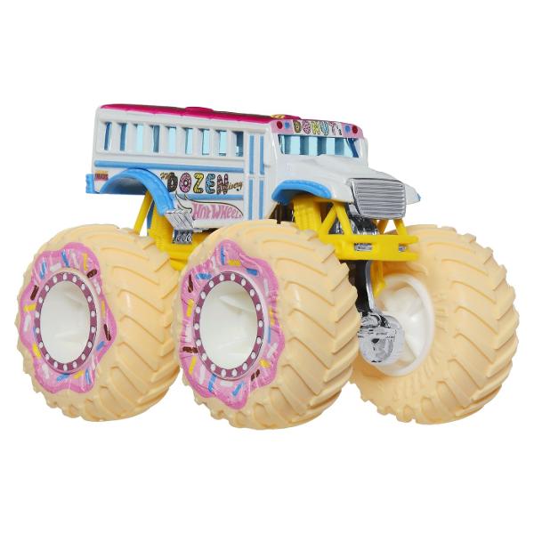 Colectioneaza masinutele Hot Wheeels gigantice pentru numeroase cascadorii Striviti competitia cu masinuta de baza 164 are motoare puternice de frecare si actiuni feroce pe roti acesti monstri sunt de neoprit Fiecare se vinde separat in functie de disponibilitate Culorile si decoratiunile pot varia Acest pachet contine personajul Dozen Delivery