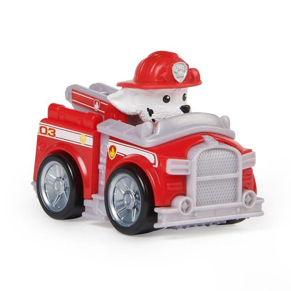 Alearga spre misiunea de salvare cu pilotii din Patrula catelusilor Pup Squad Racers Fiecare masina de curse Pup Squad masoara 63 cm lungime si 5 cm inaltime astfel incat se potrivesc perfect in palma sau in buzunar fiind jucariile de dimensiuni perfecte pe care copiii le pot lua cu ei oriunde Fiecare catel din Patrula catelusilor este imbracat in uniforma autentica din filmul Patrula catelusilor cu urechile date pe spate astfel incat sa para ca alearga cu viteza maxima la fel ca in 