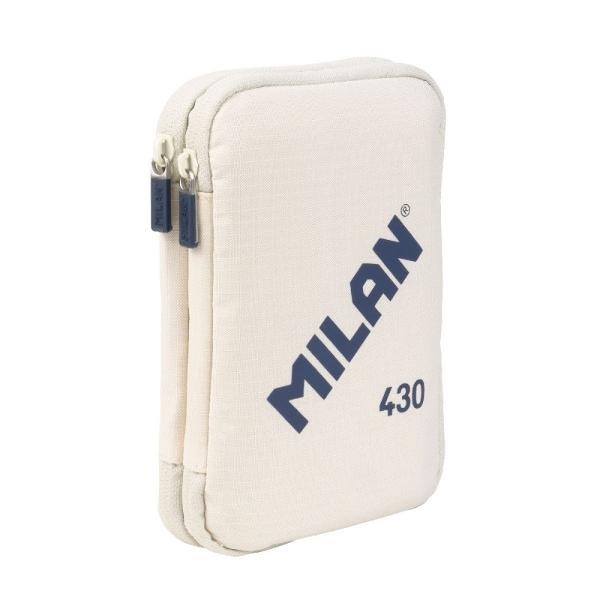 Acest penar MILAN cu 2 fermoare din colec&539;ia 430 since 1918 îmbin&259; stilul clasic cu func&539;ionalitatea modern&259; Cu un design elegant de culoare bej este ideal pentru a p&259;stra rechizitele &537;colare ordonate &537;i u&537;or accesibile Inspirat de culorile &537;i designul original al gumei MILAN fabricat în Spania înc&259; din 1918 acest penar este o alegere excelent&259; pentru orice elevCaracteristici 