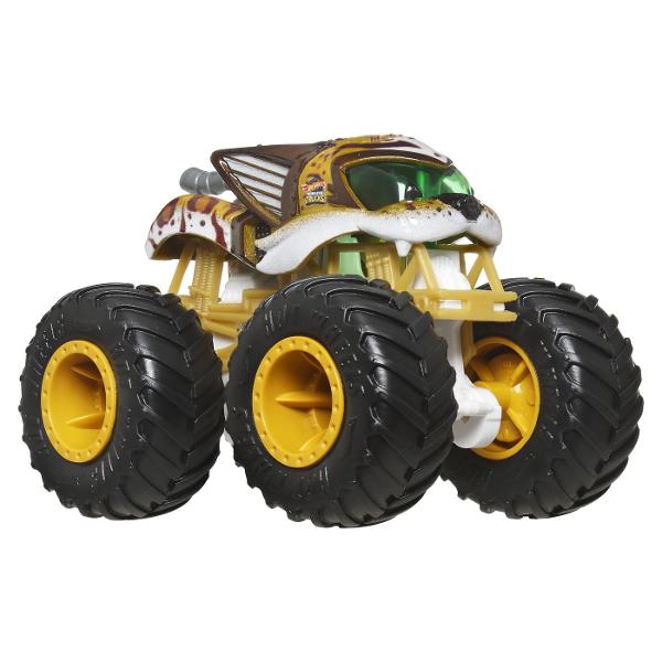 Colectioneaza masinutele Hot Wheeels gigantice pentru numeroase cascadorii Striviti competitia cu masinuta de baza 164 are motoare puternice de frecare si actiuni feroce pe roti acesti monstri sunt de neoprit Fiecare se vinde separat in functie de disponibilitate Culorile si decoratiunile pot varia Pachetul contine personajul Scratch Attack