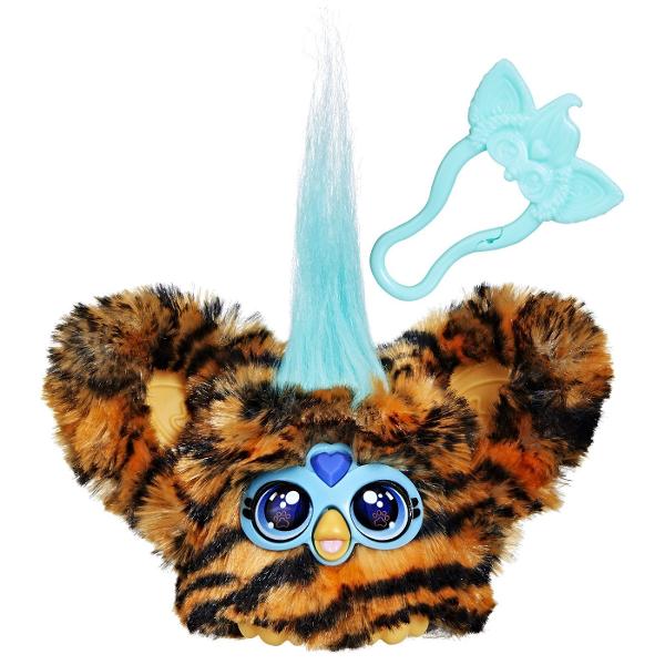 Mini prieteni pufosi Furby cu personalitati puternice Peste 45 de efecte speciale in fiecare Fiecare Furblet are propria voce si personalitate unica Vorbeste limba Furbish si cantati impreuna Jucariile Furblet interactioneaza de asemenea cu marele Furby se vinde separat Gama de 6 fiecare se vinde separat Furbys poate fi mic dar cu siguranta are propria lui personalitate Fiecare dintre cei 6 Furby se remarca in felul sau - are propria voce si aspect care corespunde stilului muzical 