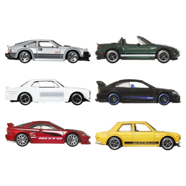 Du-ti jocul la nivelul urmator cu setul Hot Wheels Streets of Japan Acest set de sase vehicule prezinta modele japoneze turnate frumos atat moderne cat si vintage intr-o versiune complet finisata din metal Setul Hot Wheels Streets of Japan contine 6 vehicule Hot Wheels care celebreaza industria auto japoneza Da un impuls unei colectii Hot Wheels existente cu acest set de 6 piese sau intra direct in joc pentru a incepe o serie complet noua O idee grozava de cadou pentru colectionarii de 