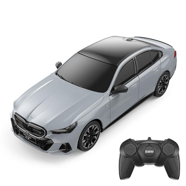 Copilul dumneavoastra se poate juca in voie cu masina cu telecomanda Bmw I5 scara 1 la 24 oferita de brandul international Rastar Nicio cursa nu este imposibil de castigat cu acesta masinuta replica oficiala cu licenta a modelului original construita cu mare atentie la detalii Masinuta are proportiile ideale pentru momente pline de distractie si amuzament Masinuta functioneaza pe frecventa de 24GAlimentarea se face astfel  pentru masinuta sunt necesare 3 baterii tip AA  iar pentru 