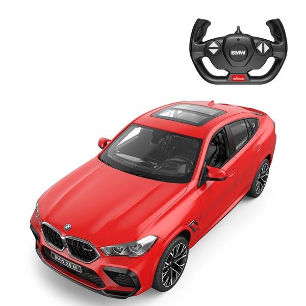 Copilul dumneavoastra se poate juca in voie cu masina cu telecomanda Bmw X6 M scara 1 la 14 oferita de brandul international Rastar Nicio cursa nu este imposibil de castigat cu acesta masinuta replica oficiala cu licenta a modelului original construita cu mare atentie la detalii Masinuta are proportiile ideale pentru momente pline de distractie si amuzament Masinuta functioneaza pe frecventa de 24GAlimentarea se face astfel  pentru masinuta sunt necesare 5 baterii tip AA  iar pentru 