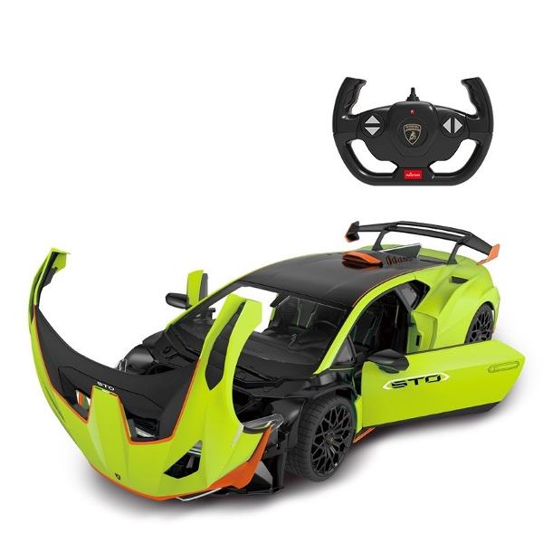 Copilul dumneavoastra se poate juca in voie cu masina cu telecomanda Lamborghini Huracan STO verde scara 1 la 14 oferita de brandul international Rastar Nicio cursa nu este imposibil de castigat cu acesta masinuta replica oficiala cu licenta a modelului original construita cu mare atentie la detalii Masinuta are proportiile ideale pentru momente pline de distractie si amuzamentMasinuta functioneaza pe frecventa de 24GAlimentarea se face astfel  pentru masinuta sunt necesare 5 baterii 