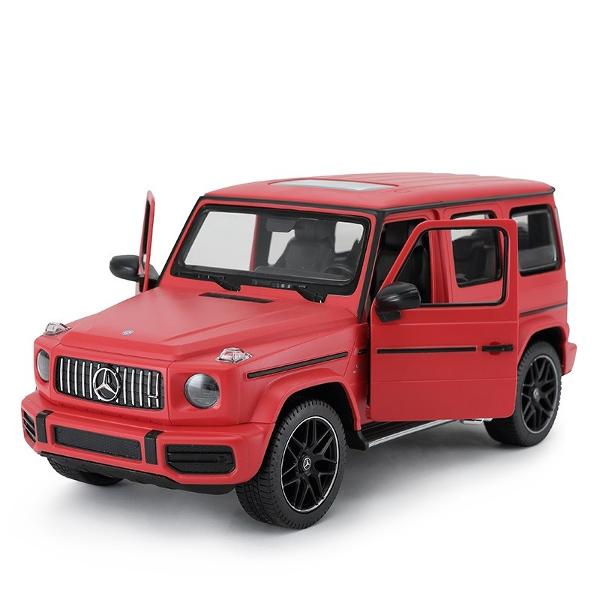 Copilul dumneavoastra se poate juca in voie cu masina cu telecomanda Mercedes Benz G63 rosu scara 1 la 14 oferita de brandul international Rastar Nicio cursa nu este imposibil de castigat cu acesta masinuta replica oficiala cu licenta a modelului original construita cu mare atentie la detalii Masinuta are proportiile ideale pentru momente pline de distractie si amuzament avand dimensiunile in centimetri dupa cum urmeaza  323148139Masinuta functioneaza pe frecventa de 