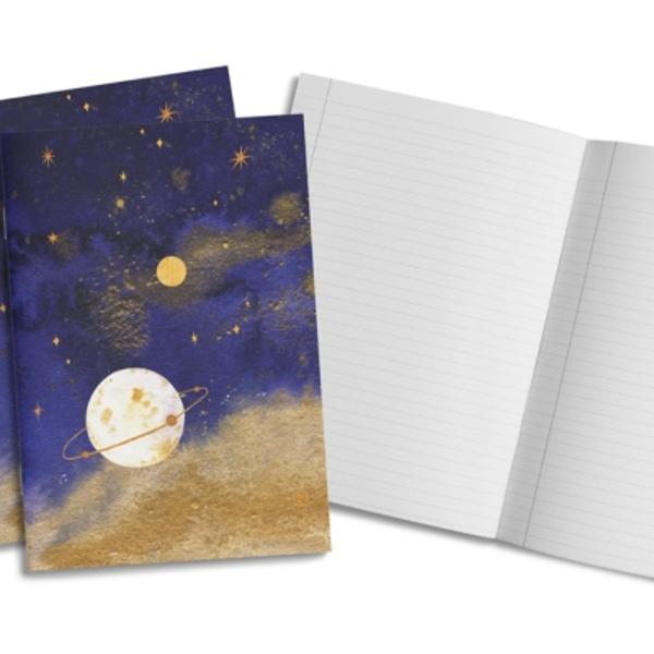 Caiet A4 de dictando marca MINK produs &icirc;n Rom&acirc;nia vine cu un design fresh &537;i o calitate superioar&259; Adresat elevilor de gimnaziu &537;i liceu are urm&259;toarele caracteristiciCalitate fil&259; de h&acirc;rtie de 80gmp pentru un scris cu stiloul cu cerneal&259; f&259;r&259; surprize;Liniatur&259;&nbsp;respect&259; cerin&539;ele din mediul academic rom&acirc;nesc fiecare fil&259; are linie pe 