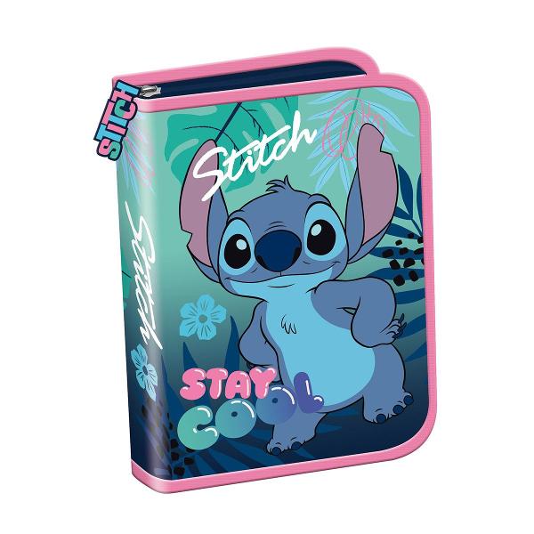 Exploreaza penarul Majewski din colectia Stitch Stay Cool un accesoriu esential pentru organizarea instrumentelor de scris Cu un design atractiv si functionalitate sporita acest penar este perfect pentru elevi sau oricine are nevoie de un spatiu compact pentru articolele de papetarieDesign inteligent Penarul dispune de un compartiment principal ideal pentru depozitarea stilourilor creioanelor si altor accesorii de birouClapete 