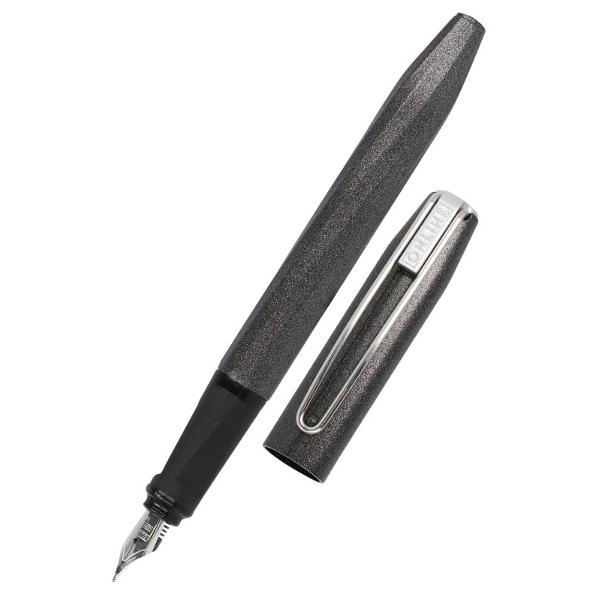 Dimensiuni LxAxÎ 147 x 19 x 15 mmGreutate 21 gL&259;&539;imea liniei MMaterial PlasticCuloare scris AlbastruPozi&539;ie scris Pentru dreptaciPentru acest produs nu se poate alege culoare Se livreaza din stoc in functie de disponibilitate