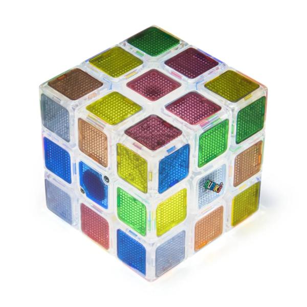 Rubik Pulse este un cub inovator care adauga o noua provocare clasicului joc de logica Cu suprafete luminoase interactive cubul testeaza viteza si indemanarea jucatorilor care trebuie sa il rezolve inainte ca luminile sa se stinga Este o experienta dinamica ce imbina distractia cu presiunea timpului oferind un mod captivant de a exersa gandirea rapida si coordonarea Recomandat pentru copii de peste 8 ani si adulti pasionati de puzzle-uri Rubik Pulse transforma fiecare joc intr-o cursa 
