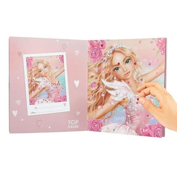 Distractie fantastica cu stickere cu diamante In aceasta carte grozava cu stickere TOPModel poti face 10 motive frumoase de model sa straluceasca cu pietrele pretioase colorate din 2 coli de stickere Cu imagini pentru inspiratie