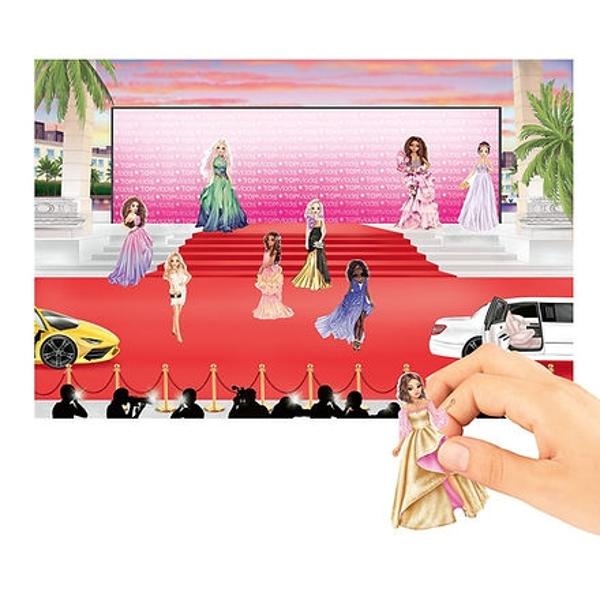 Cartea cu autocolante despre viata reala TOPModel TOPModel Glamour Stickerworld Pe 20 de pagini de fundal bogat ilustrate 3 autocolante cu doua pagini creeaza o lume interesanta In jurul prezentarilor de moda filmarilor si evenimentelor VIP