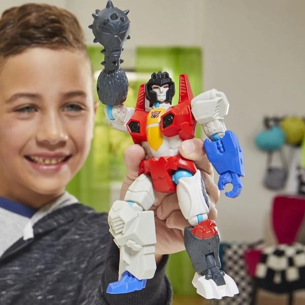 Chiar si cel mai puternic erou are nevoie uneori de o mana de ajutor picior pumn sau accesoriu Figurina Transformers de colectie MixMashers prezinta piese si componente care se desprind si se imbina pentru a crea figurine personalizate unic Cu 16 puncte de conectare figurina de actiune robot MixMashers Transformers la scara de 12 cm 5 inch este dotata cu conectori universali pentru compatibilitate si durabilitate pe intreaga gama Vrei si mai multe puteri combinate Colecteaza accesorii 
