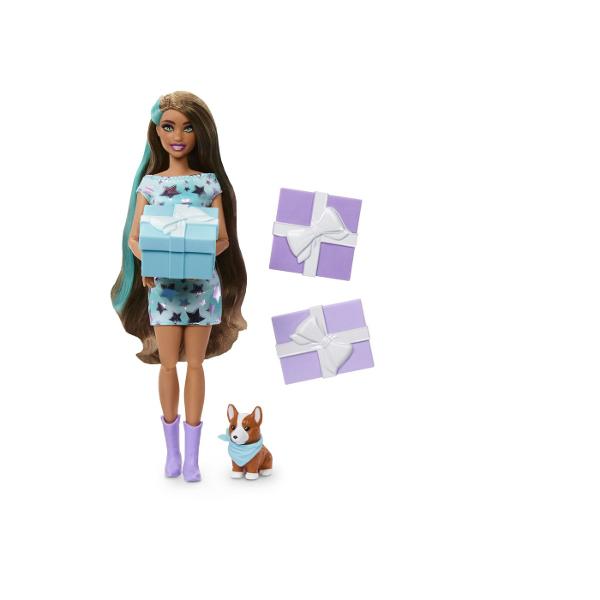 Sarbatoreste magia zilelor de nastere cu Papusa Barbie Party Surprise Brunette O jucarie unica plina de surprize activitati creative si accesorii dragute care vor aduce la viata imaginatia copiilor  Include un catelus adorabil cu accesorii pentru a-l imbraca Foloseste aluatul si formele incluse pentru a decora tortul de aniversare Descopera 8 accesorii tematice inclusiv 2 care isi schimba culoarea si articole inspirate de aniversari Papusa are articulatii mobile haine elegante si 