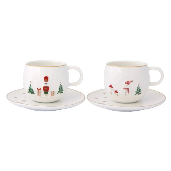 Savureaz&259; cafeaua sau espresso-ul preferat în stil festiv cu acest set de 2 ce&537;ti din por&539;elan fin parte din colec&539;ia Let it Snow de la Easy Life Cu un design elegant în relief &537;i detalii inspirate de magia 