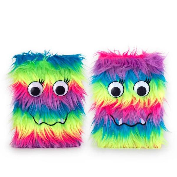 Un caiet extrem de rezistent cu un efect colorat uau Coperta pufoas&259; din blan&259; 100 poliester &537;i ochii cool fac din acest caiet atr&259;g&259;tor un companion zilnicPretul afisat este per bucata 