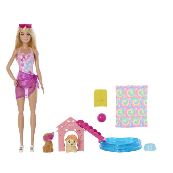 Intra in distractie la piscina cu setul de joaca Barbie Color Change Petrecerea catelusului la piscina Pune catelusii sa alunece pe toboganul special pentru ei direct in piscina in forma de inima Apasa catelusul ud ca sa stropeasca cu apa Schimbare de culoare si surprize acvatice Pentru o surpriza cu schimbare de culoare foloseste apa rece sau calda pe catelusul cu ochelari si urmareste cum isi schimba infatisarea Activitatea ideala pentru ore intregi de joaca creativa in aer liber sau in 