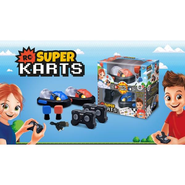 Concurs sau lupt&259; la interior cu dou&259; karturi personalizabileDou&259; moduri de joc- Curs&259; Creeati-va propriul circuit &537;i &icirc;ntreceti-va pentru a fi cel mai rapid- B&259;t&259;lie Love&537;te kartul pentru a-&539;i elimina adversarulTelecomand&259; de 24 GHz Raz&259; de ac&539;iune 25 mInclude 2 karturi 2 &537;oferi 2 telecomenzi cablu USB &537;i 1 foaie cu instruc&539;iuniVarsta 