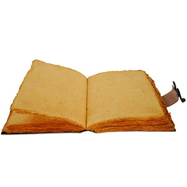 Jurnal Vintage dimensiune 20 x 15 cm coperti din piele naturala cusute manual hartie lucrata manual din bumbac inchizatoare metalica tip ancora