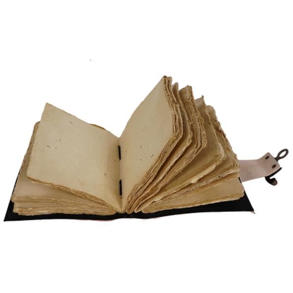 Jurnal Vintage dimensiune 175 x 125 cm coperti din piele naturala cusute manual hartie lucrata manual din bumbac Inchizatoare metalica tip ancora