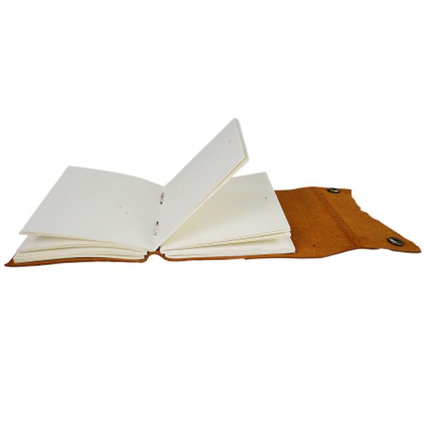 Jurnal Vintage dimensiune 175 x 125 cm coperti din piele naturala cusute manual hartie lucrata manual din bumbac inchizatoare cu capse metalice