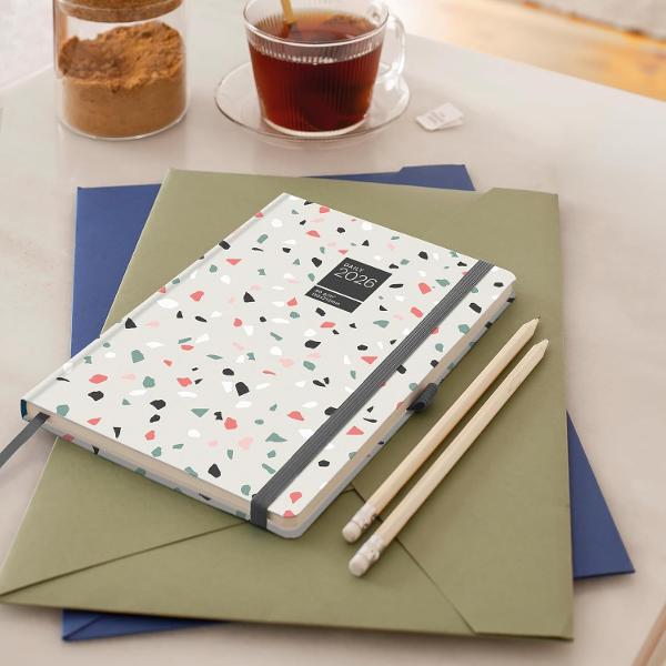 Agenda Miquelrius Plus 155x213 mm datata zilnic Terrazzo Graphic CAT MR26