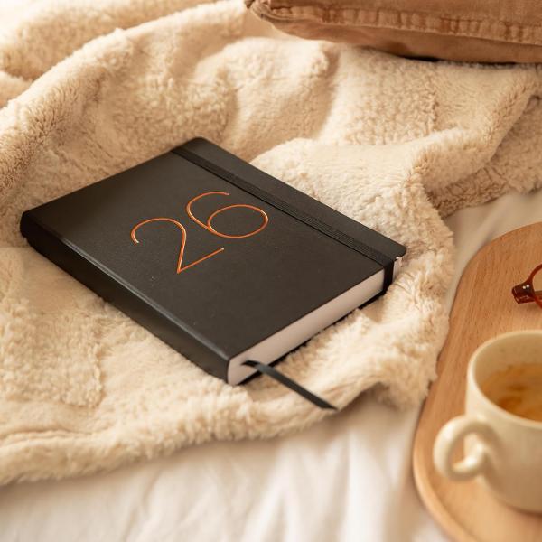 Agenda Miquelrius Plus 155x213 mm datata saptamanal Chester Black MR22672