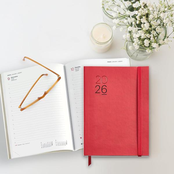 Agenda Miquelrius Plus 155x213 mm flex datata zilnic Luxor Red MR22734
