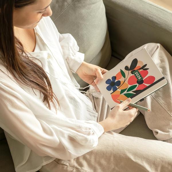 Agenda cu spira Miquelrius Plus 155x213 mm datata zilnic Mini Garden Natura MR22722