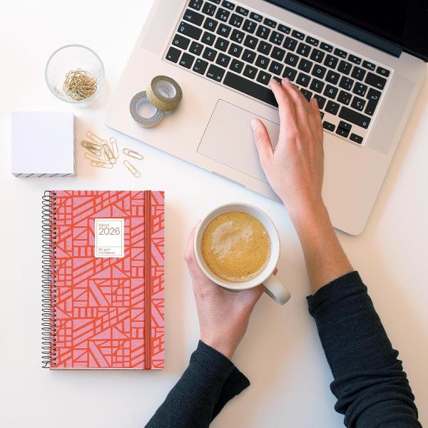 Agenda cu spira Miquelrius Activa 117x182 mm datata zilnic Baden CAT MR38295