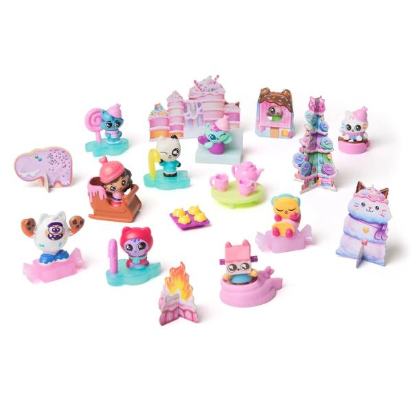 Magia filmului Gabby in Advent dulcele calendar surpriza de iarna 2025 contine 24 de usi cu personaje si accesorii exclusive inspirate de filmul Gabby Figurine exclusive in spatele usilor se afla o figurina exclusiva Gabby intr-un aspect de film cei 9 prieteni ai ei pisici un suport pentru figurina si accesorii dragute Creeaza o lume de jocuri de iarna micile jucarii surpriza pot fi combinate intr-o lume de iarna imaginativa &ndash; ideala pentru aventuri creative in zile cu zapada 