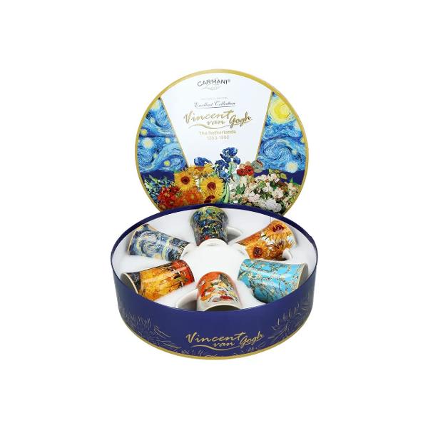 Savureaza bauturile tale preferate cu stil Acest set contine 6 cani din portelan de inalta calitate fiecare decorata cu reproduceri ale unor tablouri celebre ale lui Van GoghCu o capacitate generoasa de 350 ml sunt ideale pentru ceai cafea sau ciocolata calda aducand un strop de arta si culoare fiecarei pauzeDesignul inspirat din operele maestrului picturii transforma utilizarea lor intr-o experienta vizuala placuta fiind perfecte atat pentru uz personal cat si 