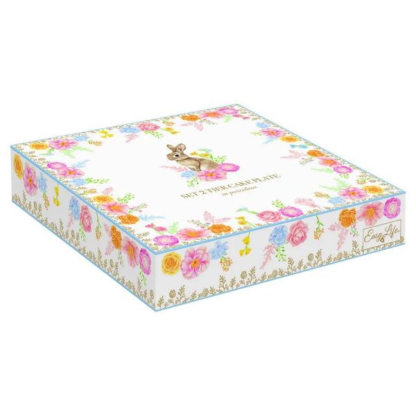 Adaug&259; un plus de elegan&539;&259; &537;i rafinament mesei tale cu acest platou din por&539;elan pe dou&259; nivele din colec&539;ia&nbsp;Tres Jolie&nbsp;de la&nbsp;Easy Life Platoul combin&259; frumuse&539;ea por&539;elanului alb decorat cu un iepura&537; simpatic 