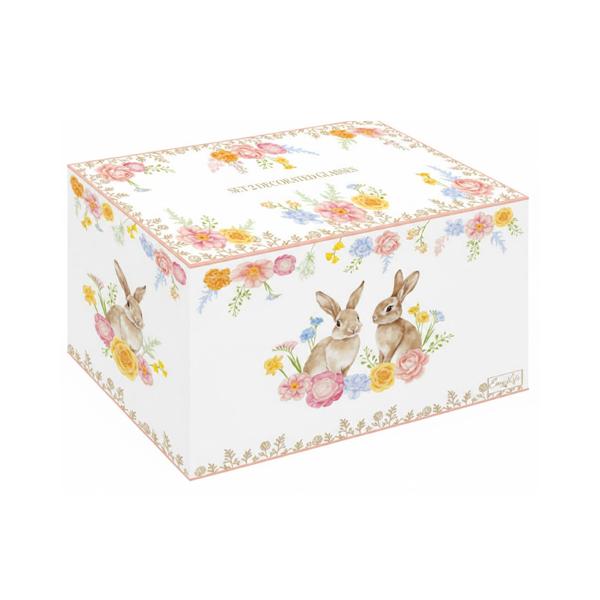 Completeaz&259; aranjarea mesei cu acest set de dou&259; pahare din sticl&259; din colec&539;ia&nbsp;Tres Jolie&nbsp;de la&nbsp;Easy Life Cu un design delicat &537;i prim&259;v&259;ratic paharele sunt decorate cu un iepura&537; simpatic &537;i flori decorative multicolore 